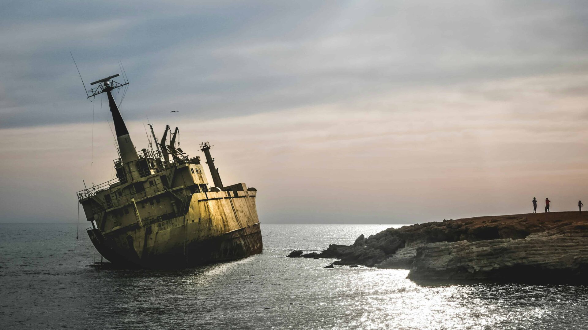 white-ship-docked-near-island